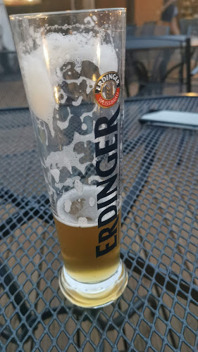 BAZZI BISTRO Hamuliakovo - Gastronómia a pohostinstvo