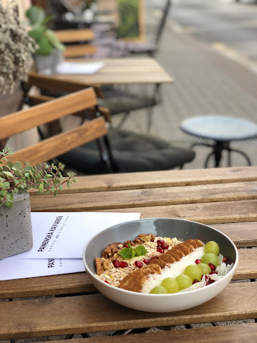 Comentarii opinii despre Panenská kaviareň