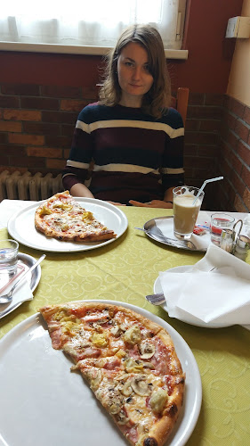Pizzeria La Mia - Gastronómia a pohostinstvo