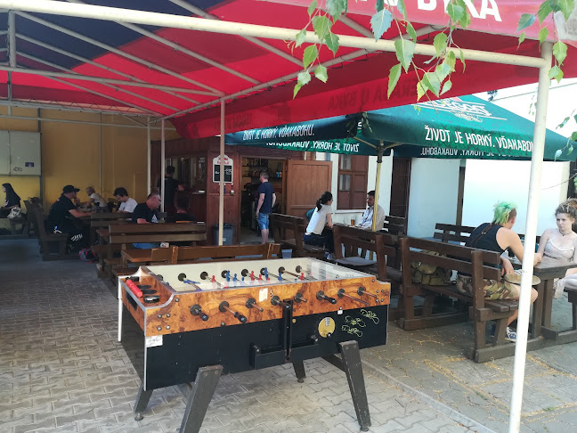 Opinii despre Piváreň U Býka în Trenčín - Gastronómia a pohostinstvo