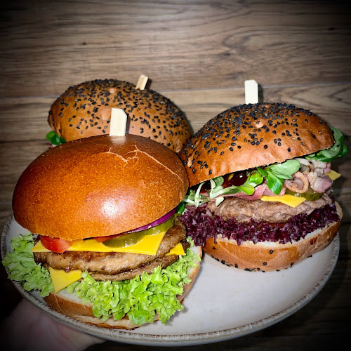 Pizza & caffe bar pod Gaštanom - Tvrdošovce