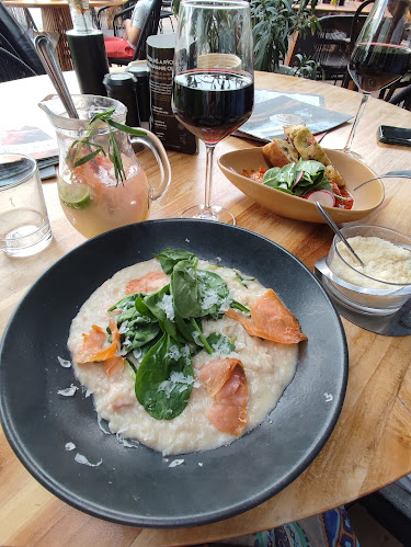 Einsteinova 18, Aupark Shopping Center, 851 01 Bratislava