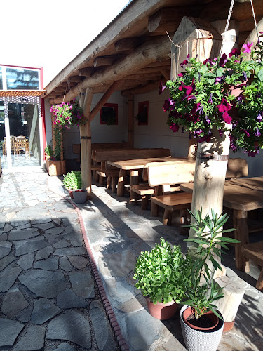 Naša Jedáleň - Južná trieda 82 - Juh