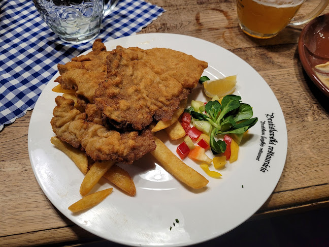 Opinii despre Kláštorný pivovar în Bratislava - Gastronómia a pohostinstvo