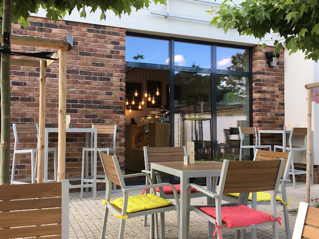 Hlavná 496, 930 41 Kvetoslavov