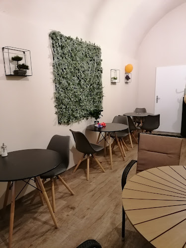 Hlavná 37, 040 01 Košice