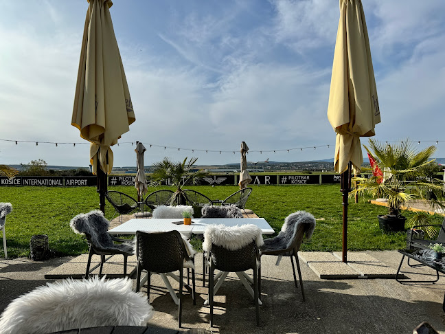 Opinii despre Pilot Bar în Barca - Gastronómia a pohostinstvo