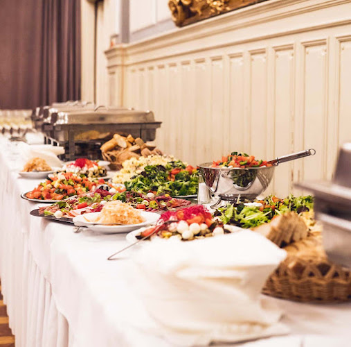 LaReunion • Zemiansky dvor - Gastronómia a pohostinstvo