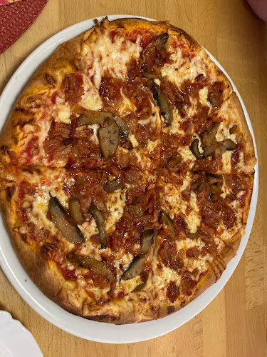 Comentarii opinii despre Pizza Mama