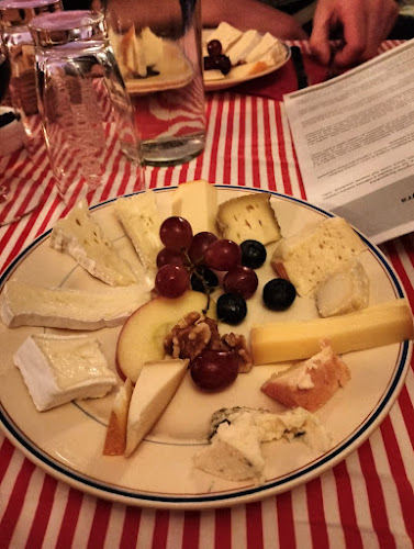 U Francúza - Jazz Klub 12 - Gastronómia a pohostinstvo