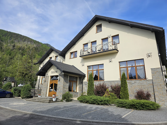 Reštaurácia & Penzión Hučava - Gastronómia a pohostinstvo