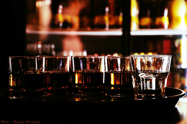 Comentarii opinii despre Red Nose Pub