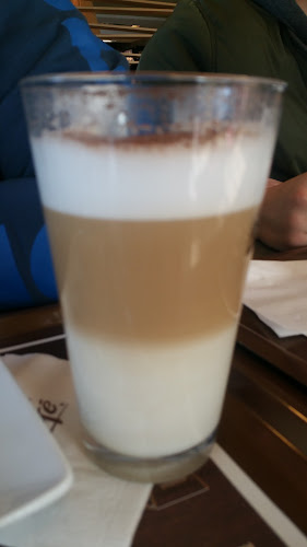 McDonald's - Gastronómia a pohostinstvo