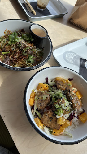 Comentarii opinii despre NhàBè Martin