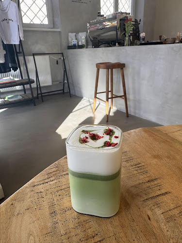 Cafe Cafe Studio - Gastronómia a pohostinstvo