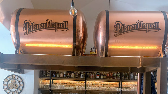 Reštaurácia Zbrojnoš