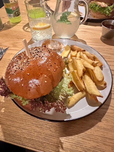 Mgr. Burger - Prešov