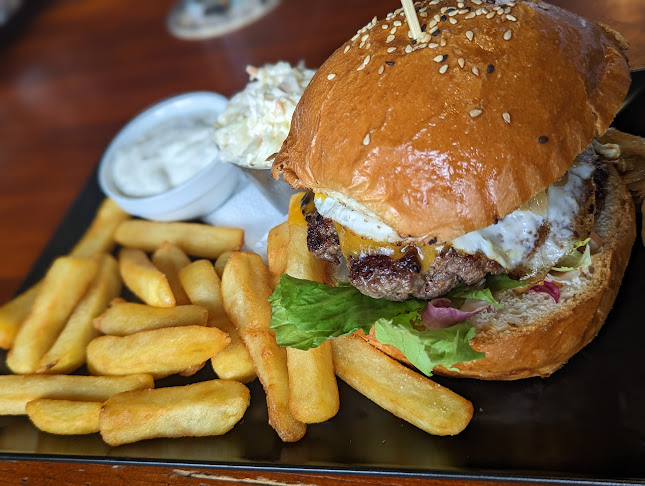 1, Komárnická 121, 821 03 Ružinov