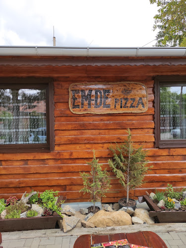 EM-DE Pizza