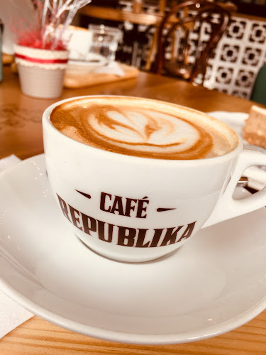 Comentarii opinii despre Café Republika