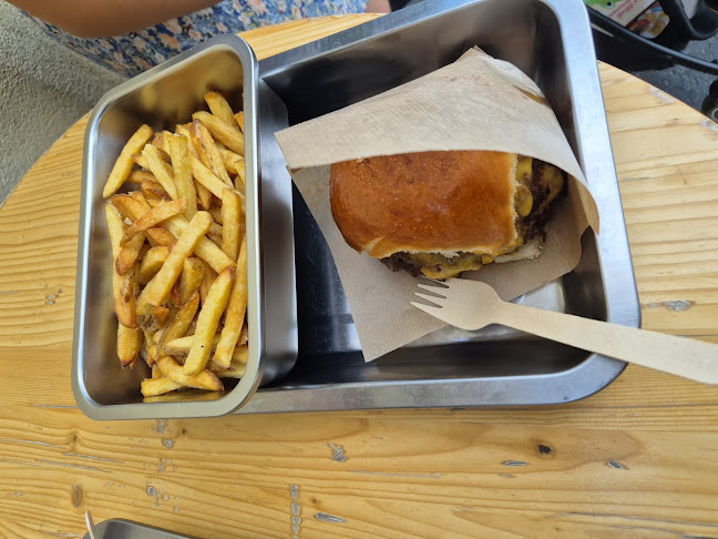 Comentarii opinii despre Burger Bar