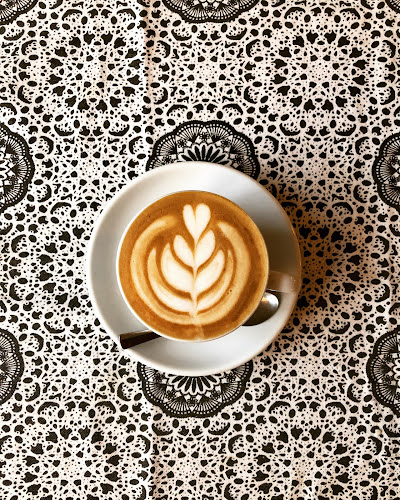 Opinii despre Antikvariát Kaviareň în Senec - Gastronómia a pohostinstvo