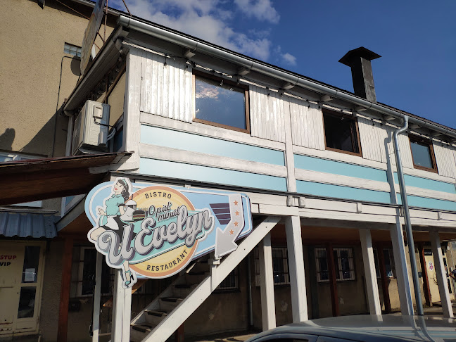 O päť minút u Evelyn