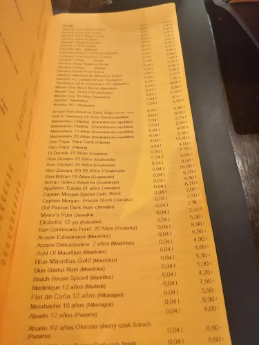 MOSQUITO cocktail & music bar - Gastronómia a pohostinstvo