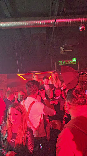 Opinii despre Amsterdam Club în Nové Zámky - Gastronómia a pohostinstvo