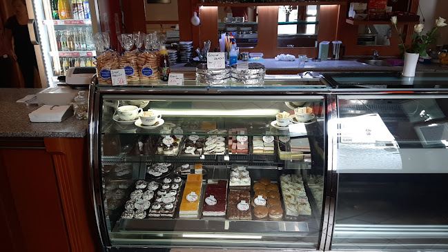 Simmetria Cukráreň