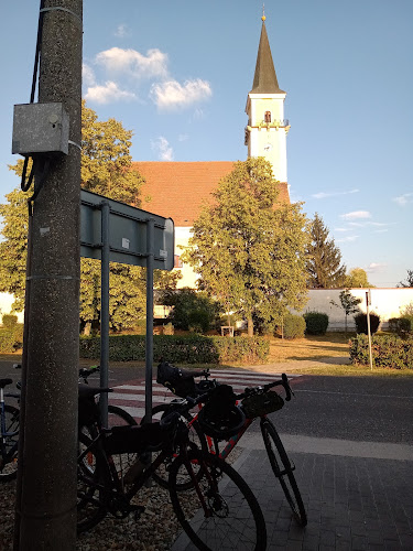 Gráfova 1A, 900 61 Gajary