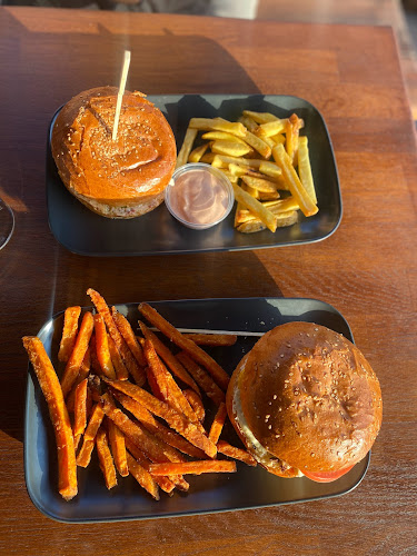 Comentarii opinii despre Regal Burger