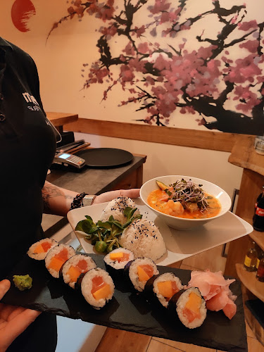 Opinii despre MOE SUSHI & BAR în Spišská Nová Ves - Gastronómia a pohostinstvo