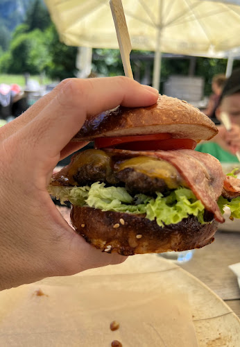 Comentarii opinii despre RIVERSIDE RESTAURANT