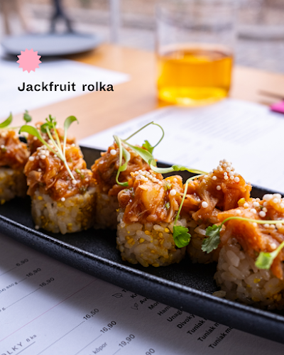 Iasai Food Bar & more