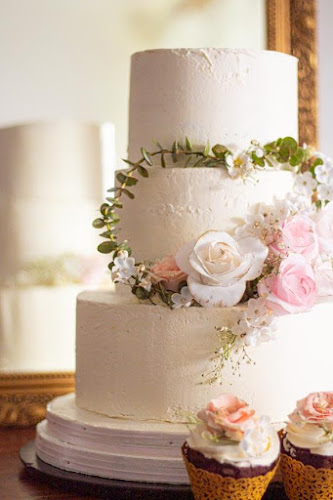 Opinii despre Svadobné torty Reminka - Wedding cakes în Bratislava - Gastronómia a pohostinstvo