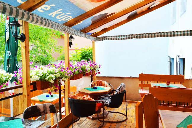 Opinii despre NAUTILE cocktail & caffé club în Kežmarok - Gastronómia a pohostinstvo