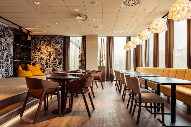 Monsters Cafe and Bar - Petržalka