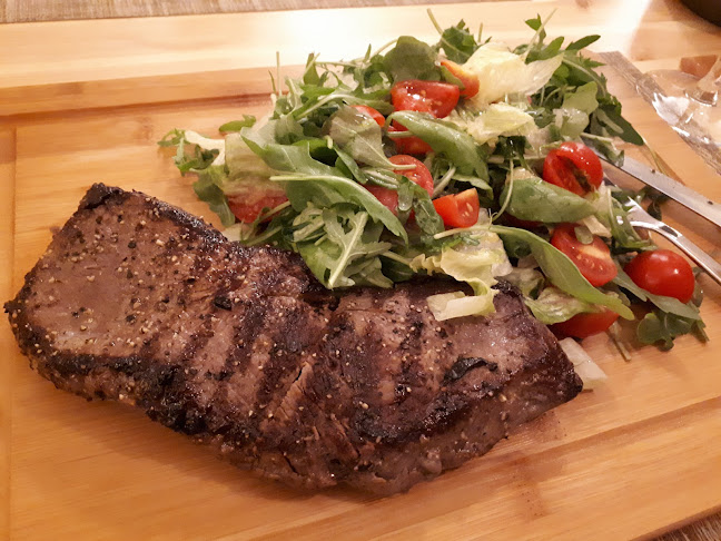 La Strega Pizzeria - Pizza Napoletana