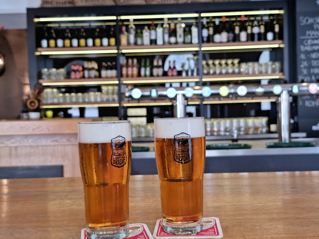 Beer Palace Restaurant & Pub