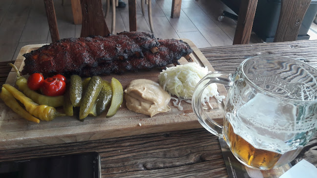 Saratov - Reštaurácia a pizzeria - Gastronómia a pohostinstvo