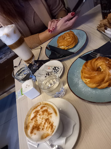 Opinii despre BIZY Cafee & Lounge în Nové Zámky - Gastronómia a pohostinstvo