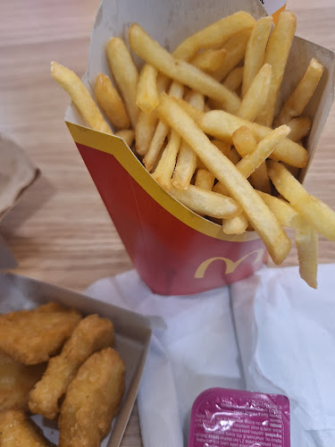Opinii despre McDonald's OC Mlyny Nitra în Nitra - Gastronómia a pohostinstvo