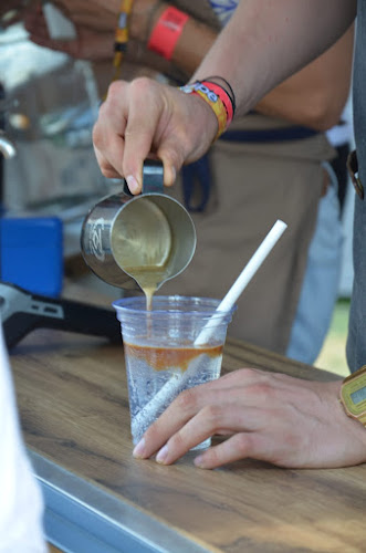 Comentarii opinii despre Coffee Box