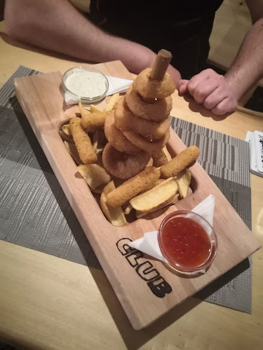 47, Gen. M. R. Štefánika 379, 916 01 Stará Turá