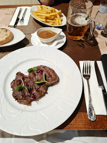 Opinii despre Yasmin Restaurant & Cafe în Košice - Gastronómia a pohostinstvo