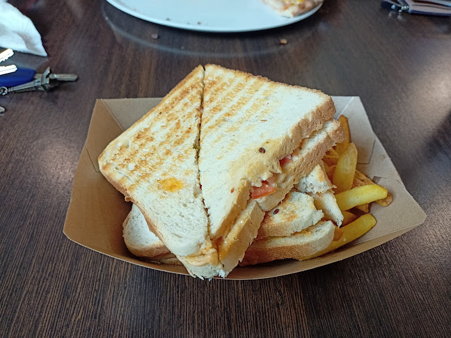 Loco Burgers & Sandwiches - Gastronómia a pohostinstvo