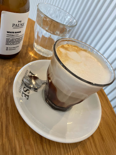 Pause Coffee & Sweets - Gastronómia a pohostinstvo