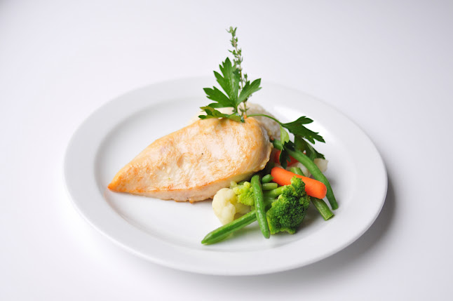 Opinii despre FOOD TIME - Závodné stravovanie (pobočka Bánovce n. Bebr.) în Bánovce nad Bebravou - Gastronómia a pohostinstvo