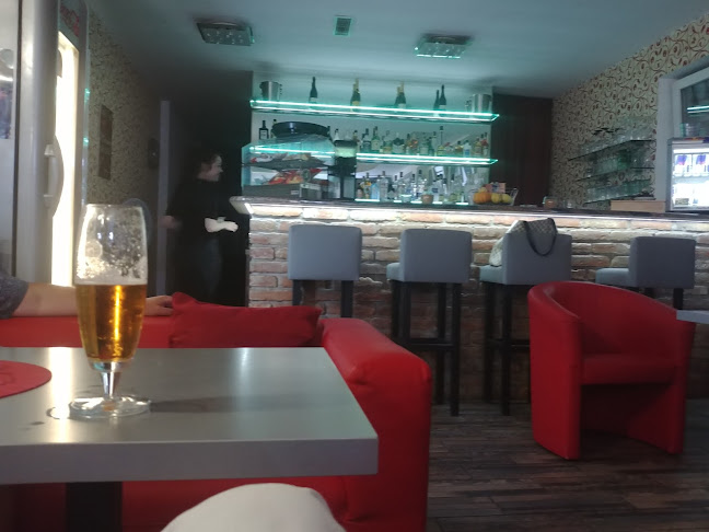 Opinii despre Manzoni Cafe bar în Piešťany - Gastronómia a pohostinstvo